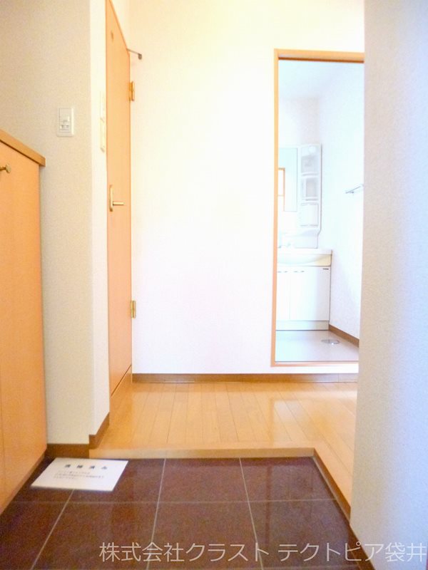 玉家ビル 玄関