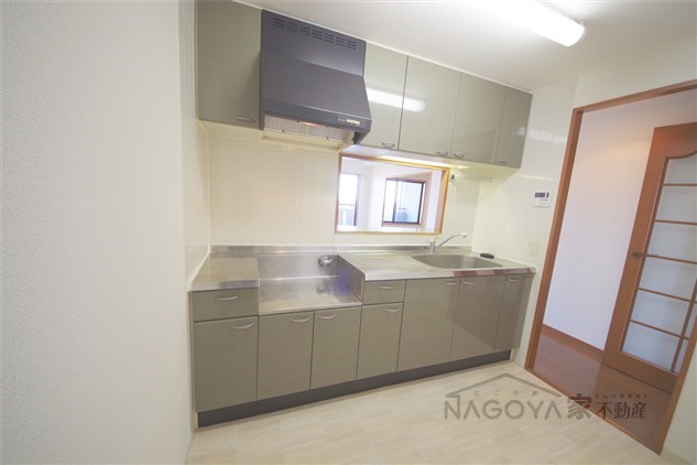 井清寿マンション キッチン