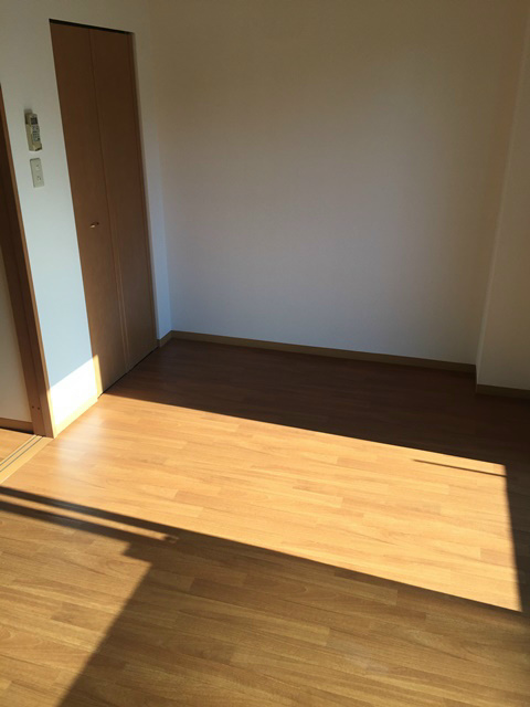 コンフォール日根野 ベッドルーム