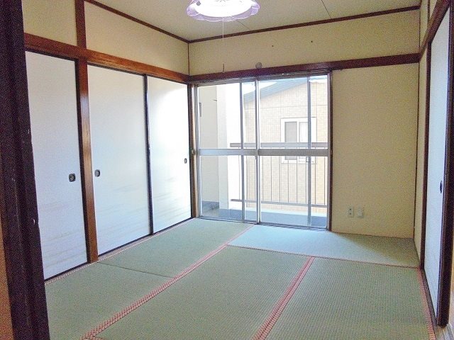 青木グリーンハイツ ベッドルーム