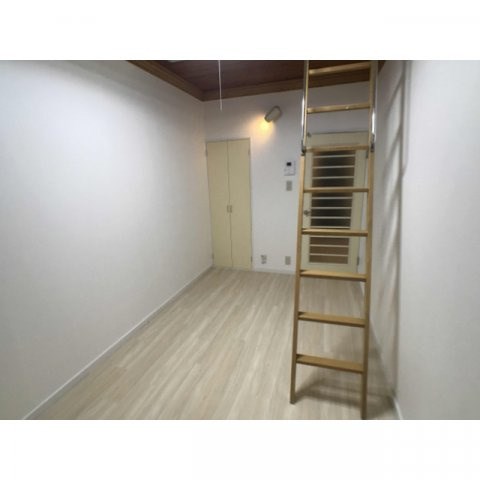 サンライズＡ ベッドルーム