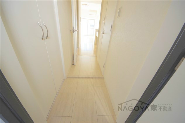 LUMINOUS東別院 玄関