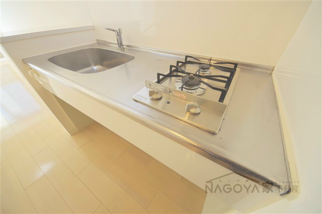 LUMINOUS東別院 キッチン