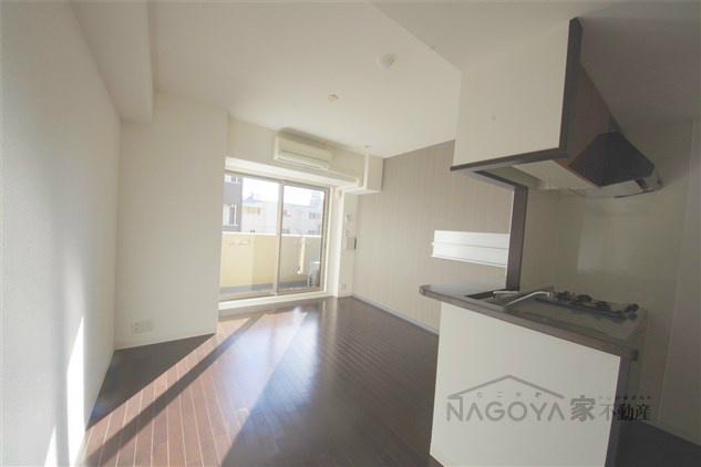 S-FORT金山 リビング