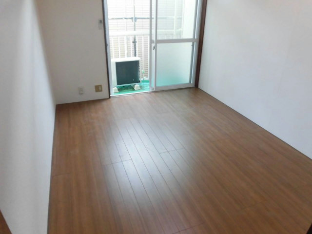 メゾン鎌倉  リビング