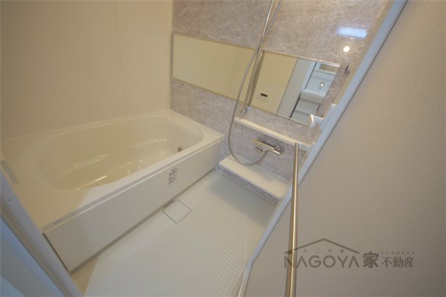 セレブレイト葵 風呂画像