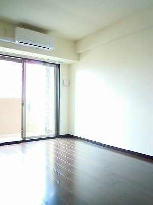 アスヴェル京都西大路御池 リビング