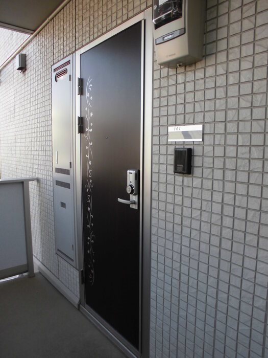 シュエット赤山　Ⅰ 玄関