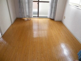 愛知県名古屋市中区千代田４丁目 リビング