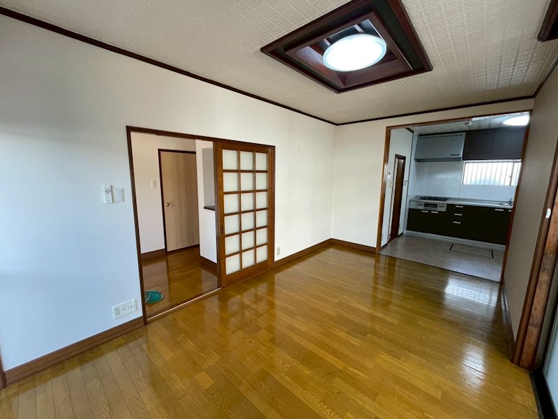 魚住町清水貸家 リビング