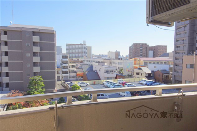 ヒルズ新栄 ベランダ