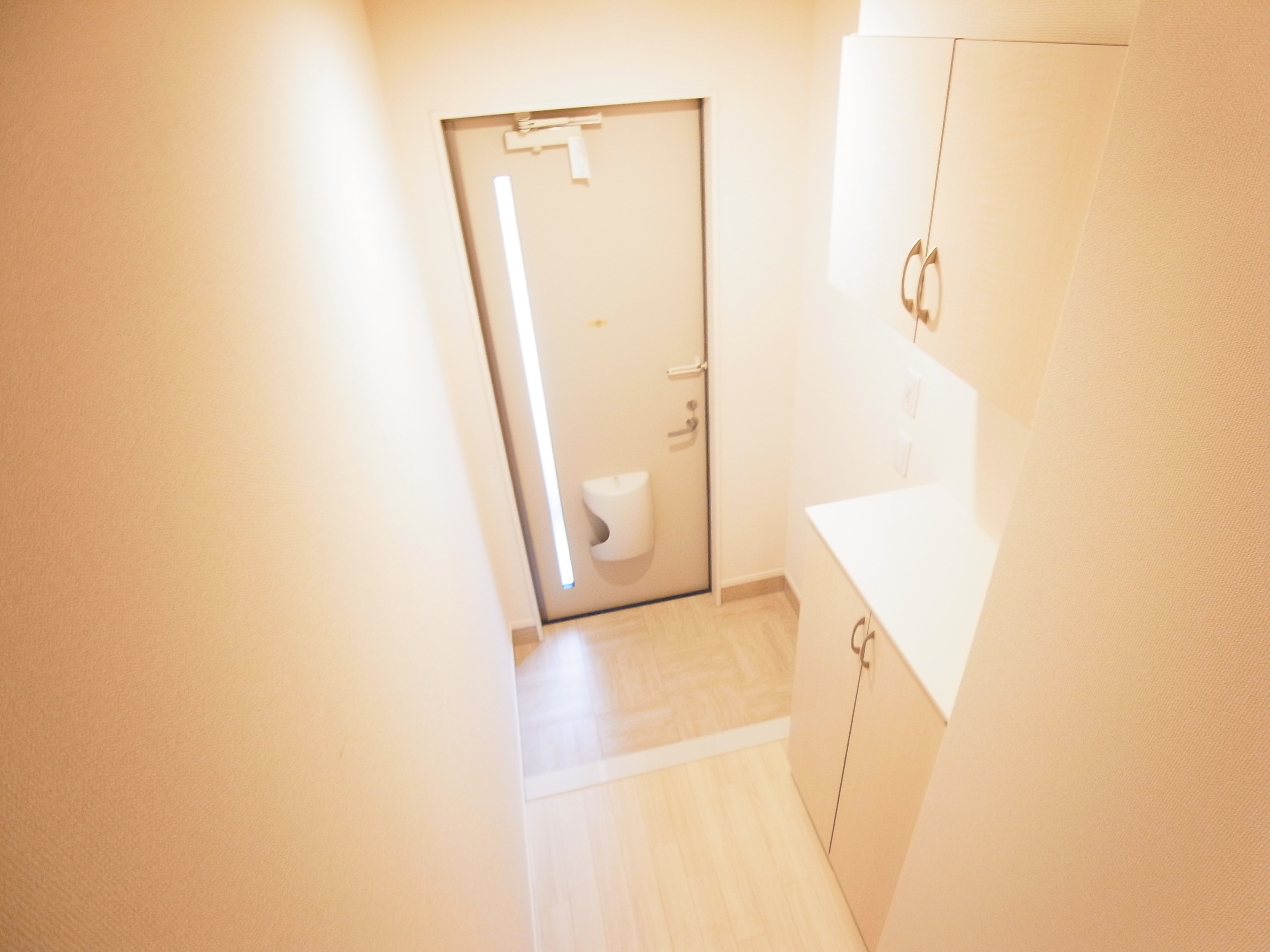 ラ・ルーチェ 玄関