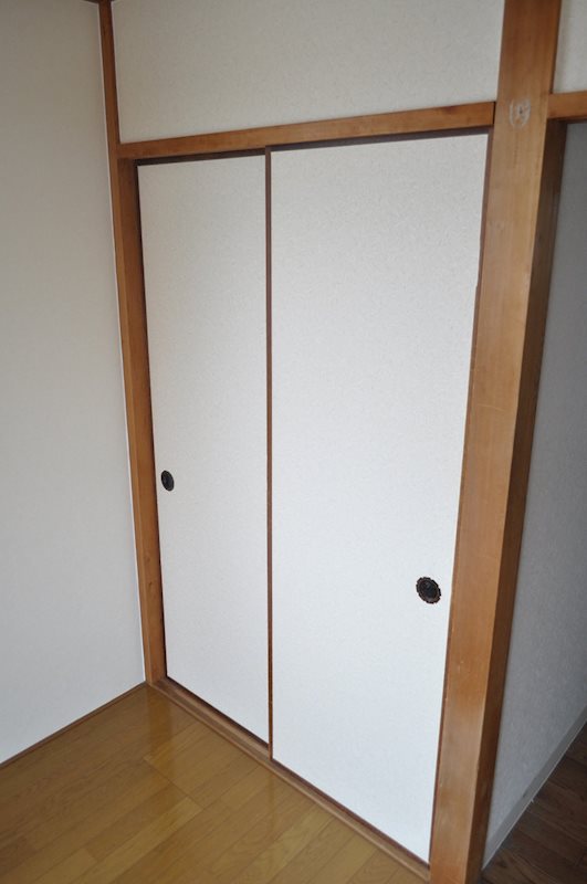 シャルム西川 収納