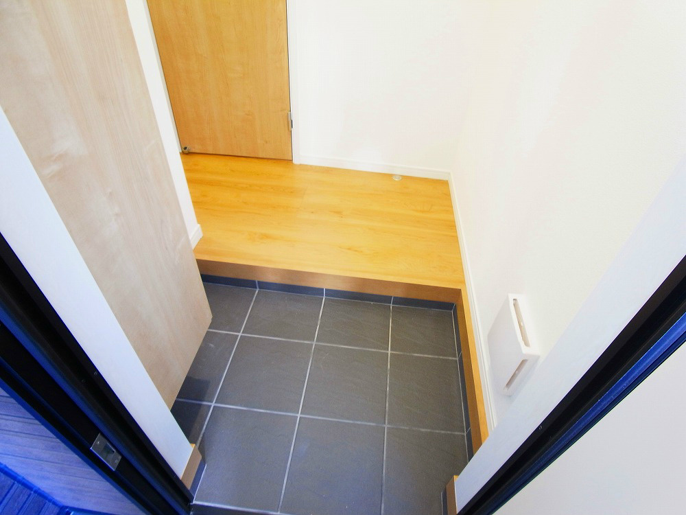 グリシーナ柏 玄関