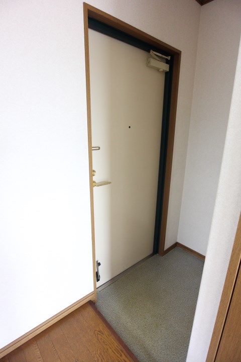 コーポラス栄里 玄関