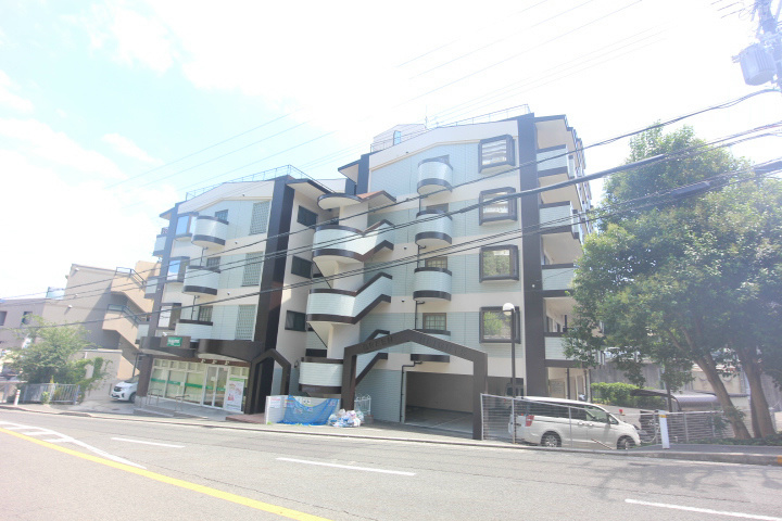 グリーンハイツ妙法寺Ａ棟 外観写真