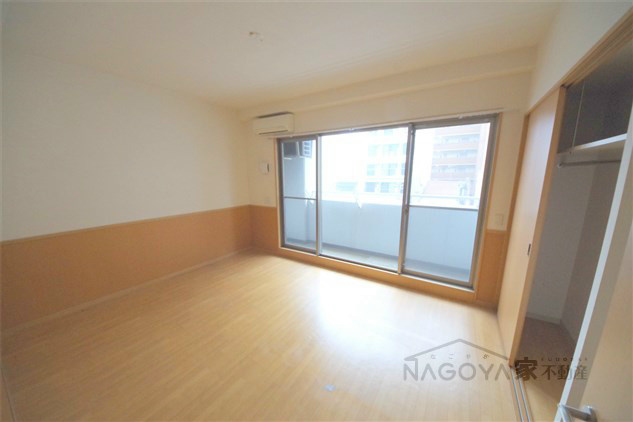 フラシア新栄町 リビング