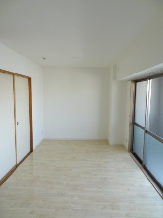 ハピネス昆陽池 リビング