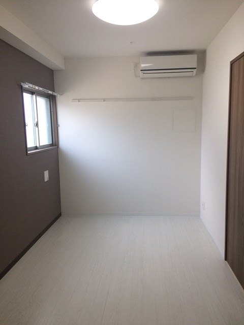 エル･イソベ三宮 ベッドルーム