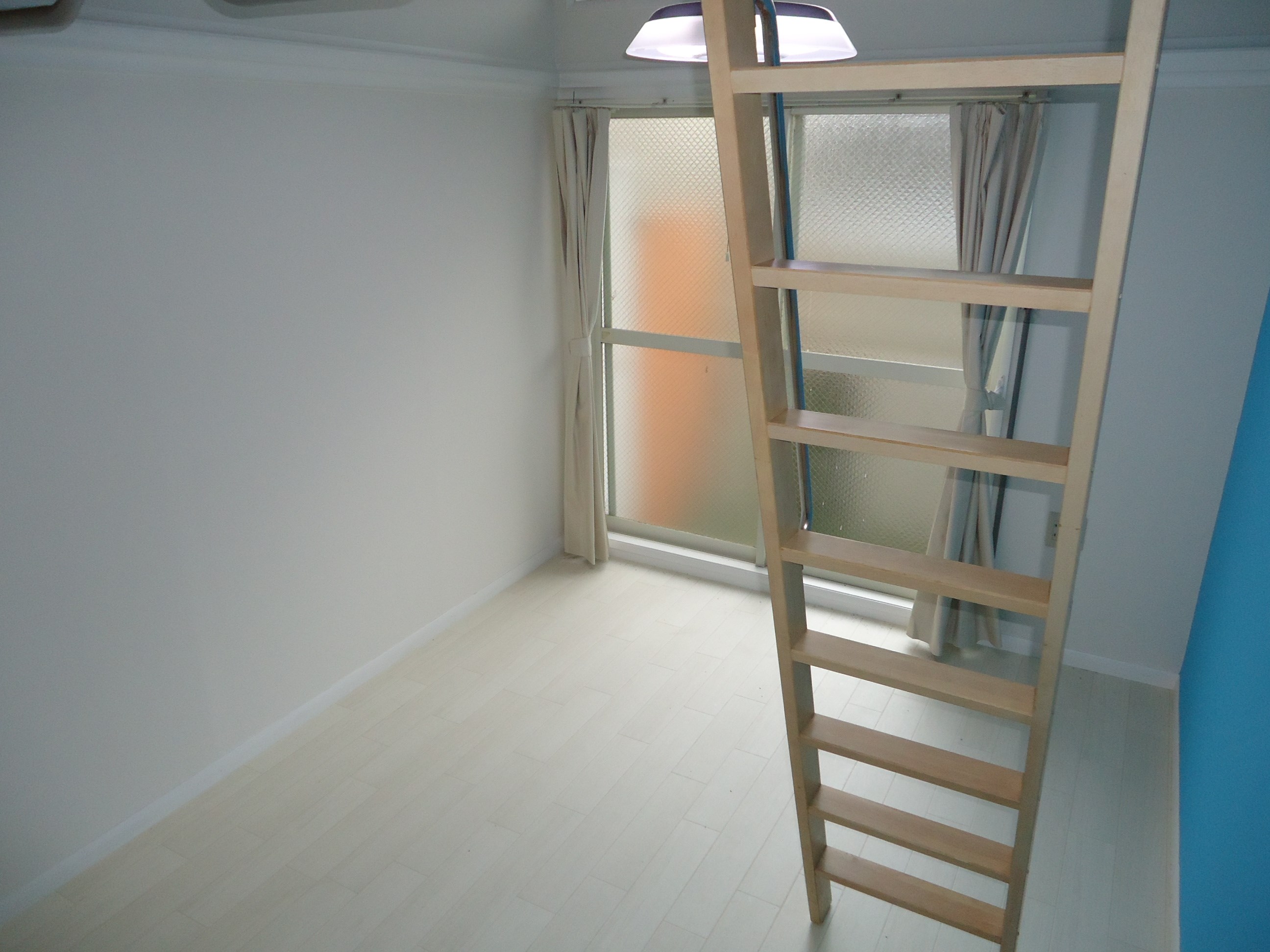 ブリリアント宮之阪 リビング