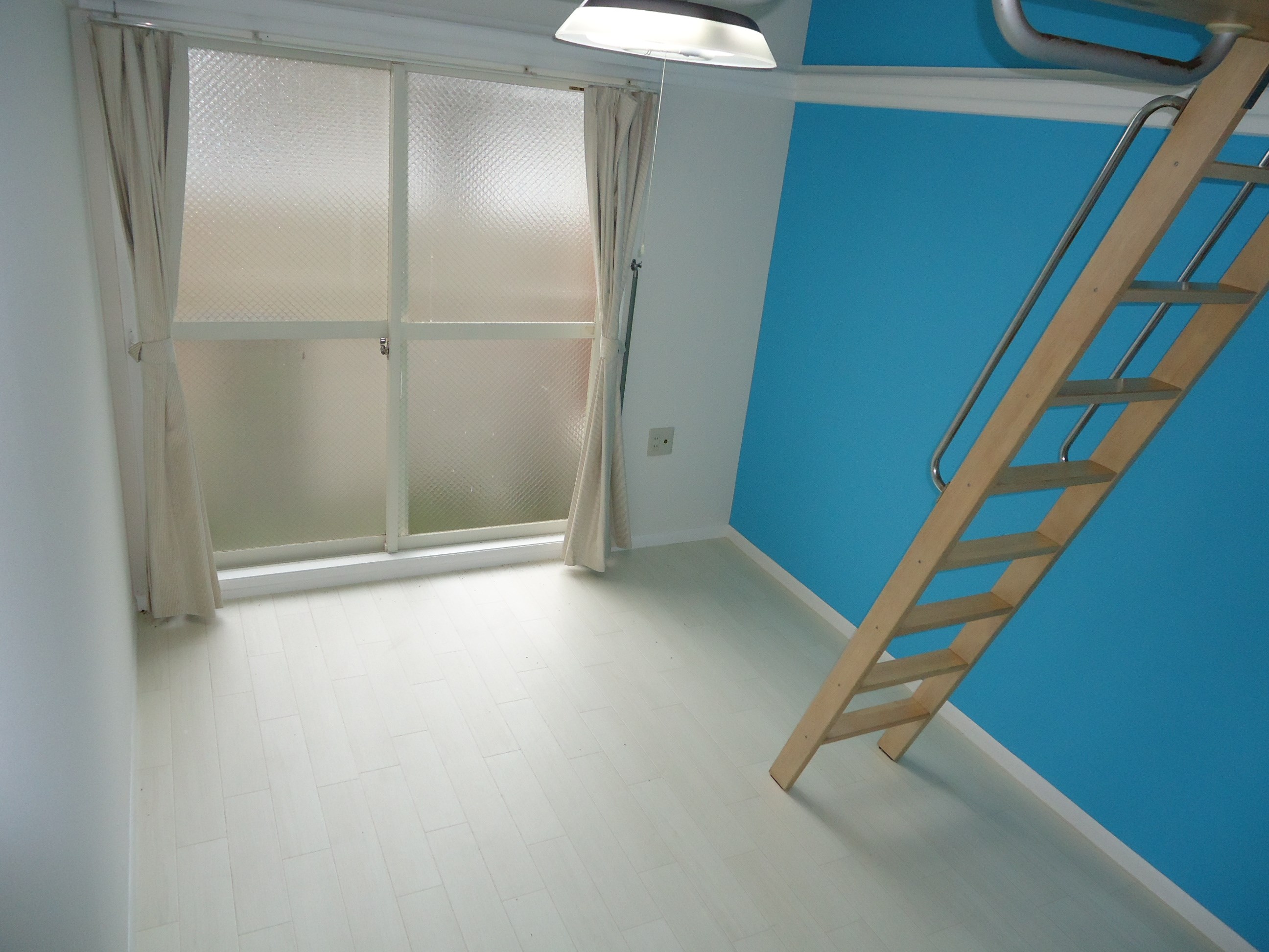 ブリリアント宮之阪 リビング