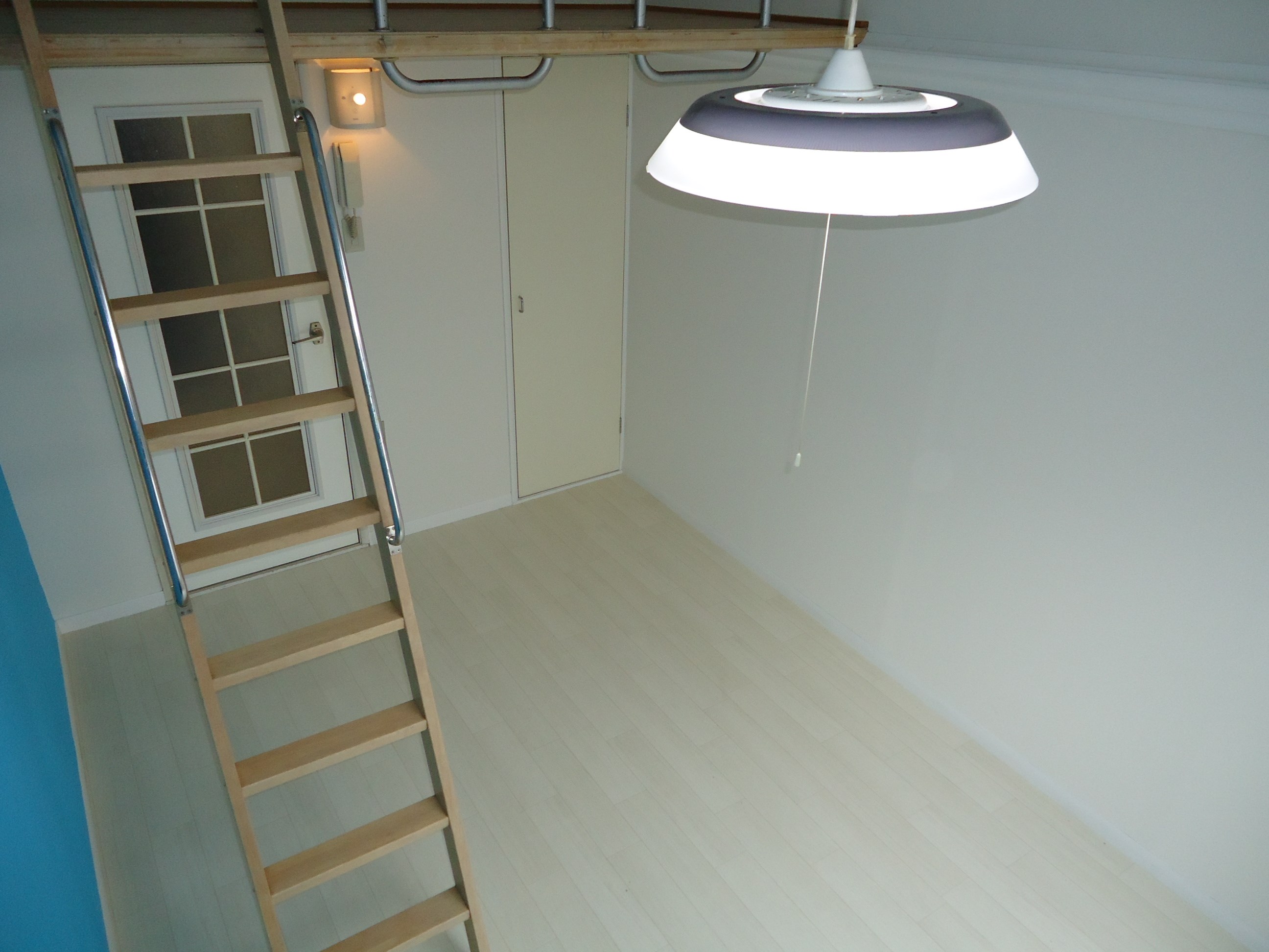 ブリリアント宮之阪 リビング