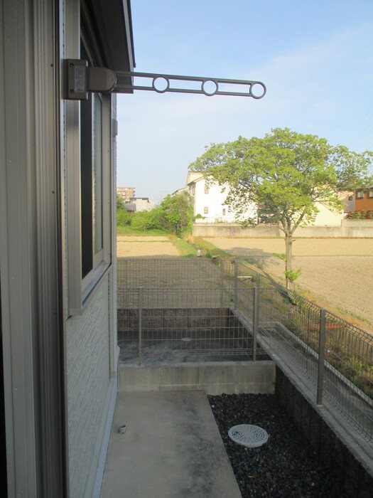 オネスティ ベランダ