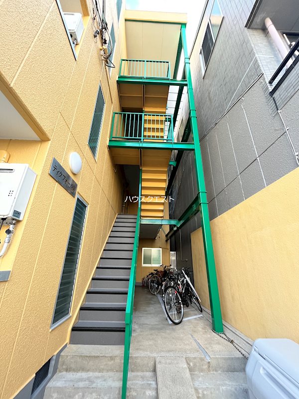 テイクフォー西陣 エントランス