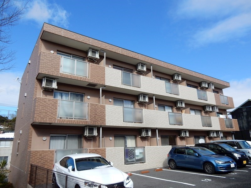 GRANDEUR陶館 303号室 外観