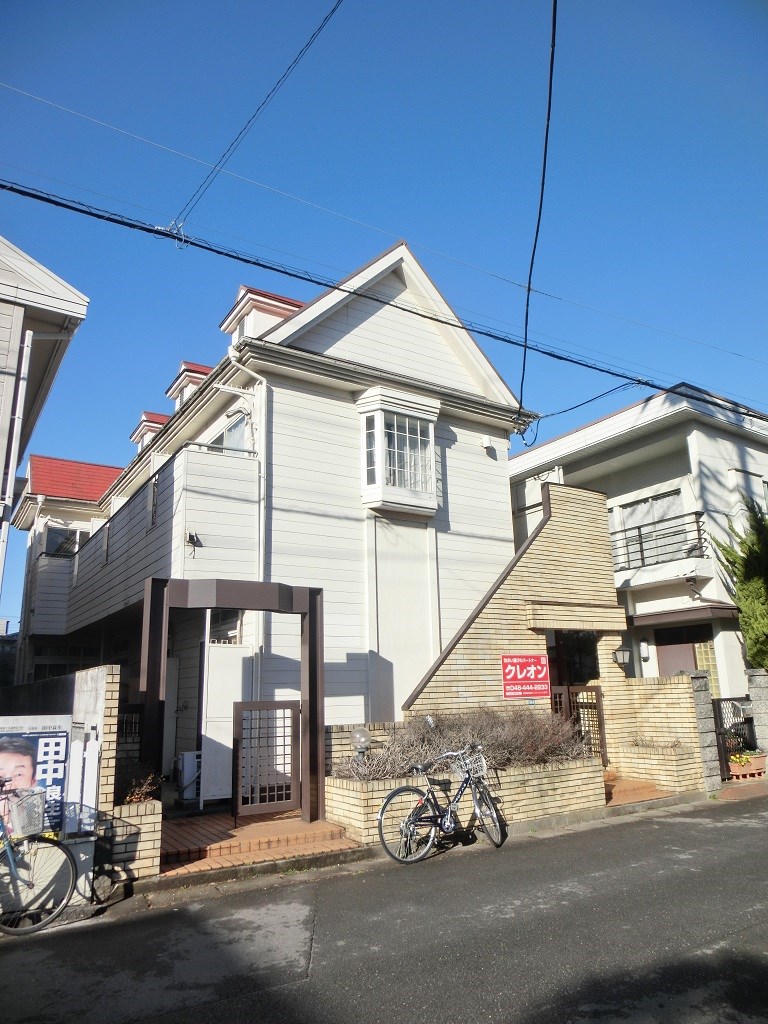 アズール南浦和 外観