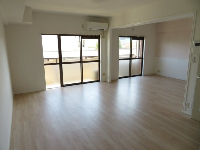 小松屋ビル リビング