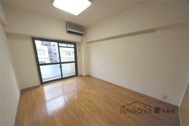 メゾン内山 リビング