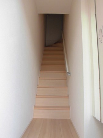 ドエル上西 玄関