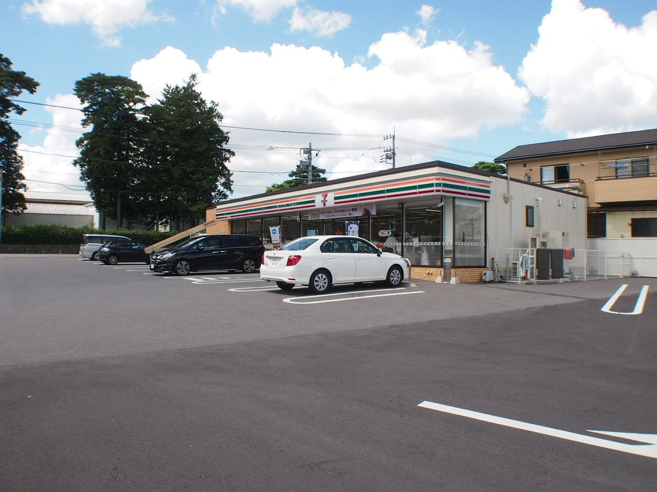 石井町一般住宅 コンビニ