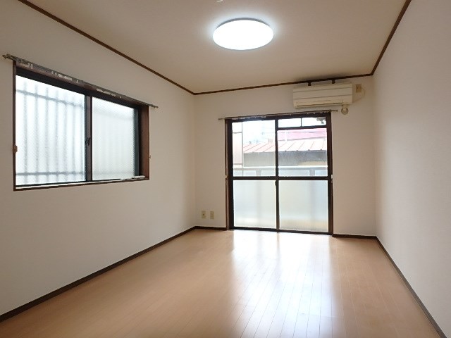 フォンテ新宿 リビング
