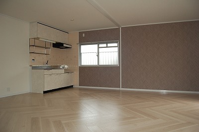 ロイヤルコーポ堺  リビング