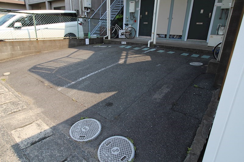 トリヴァンJUN 駐車場