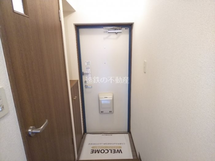 マンション華 玄関