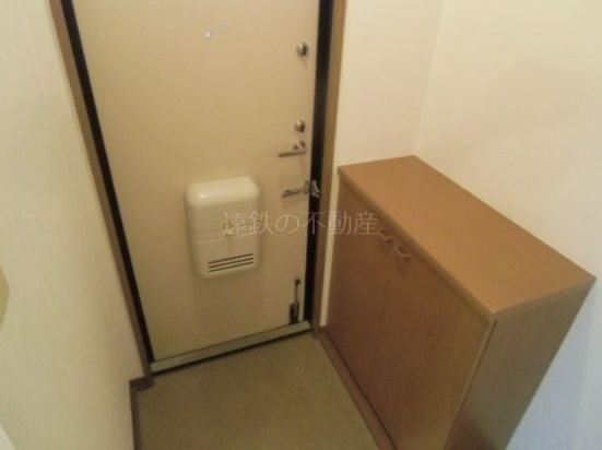 ソレーユ高町B 玄関