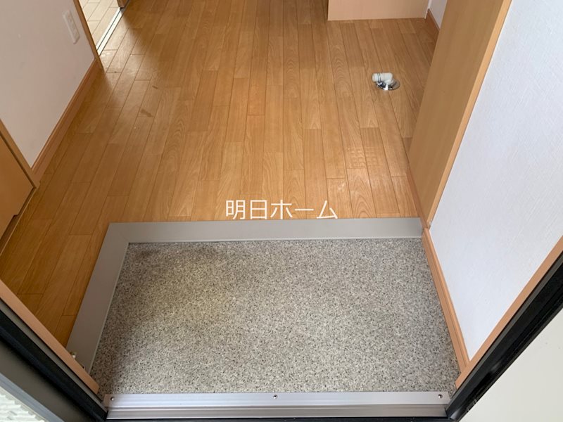 サングレース 玄関
