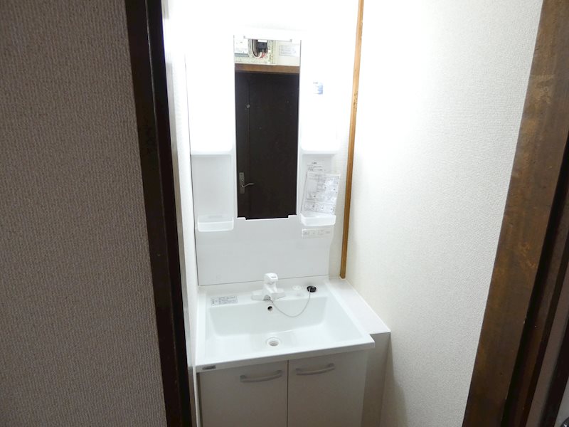 県の森戸建 洗面所