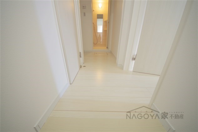 GRANDTIC青山 玄関