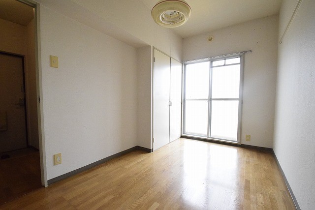 ベルハイツ高嶺 ベッドルーム