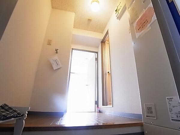 パーソナルＩ 玄関