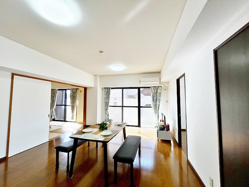 ロワールイン守恒  リビング