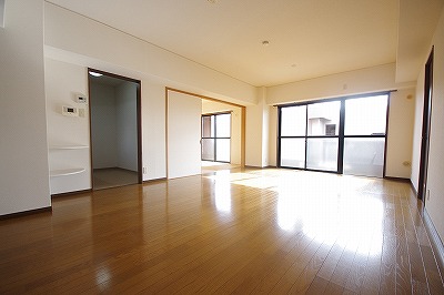 ロワールイン守恒 リビング