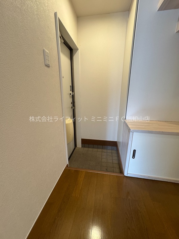 ユニキューブ南本堀 玄関