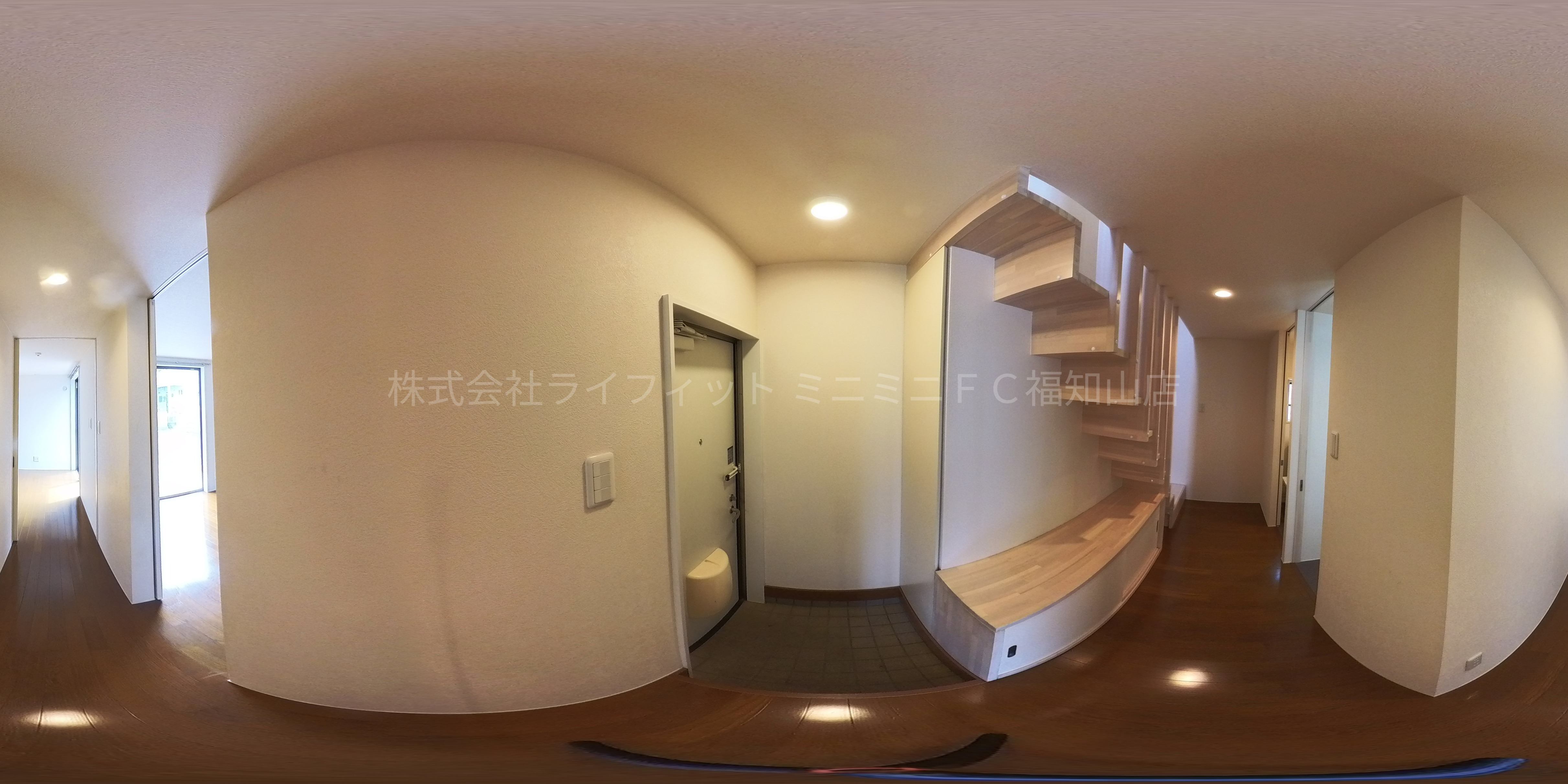 ユニキューブ南本堀 玄関