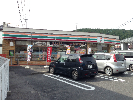 かみや荘 コンビニ