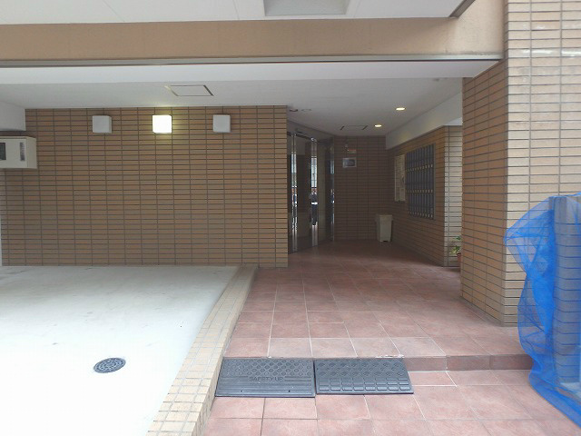 ＨＵｇＥ1 エントランス